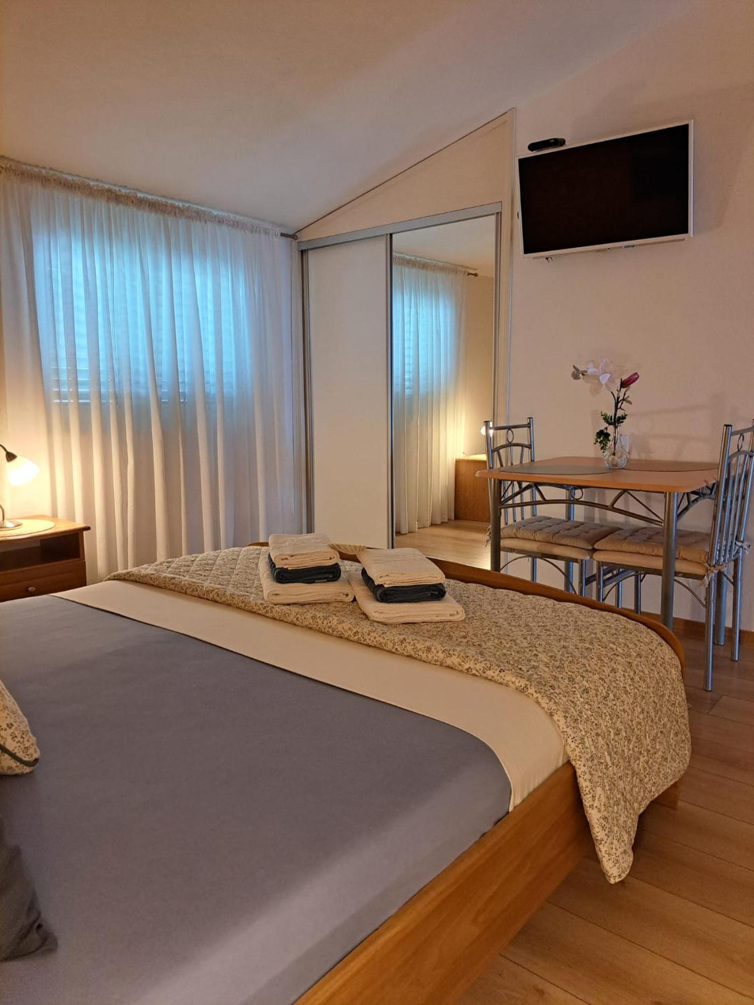 Apartments Marija Makarska Exterior photo
