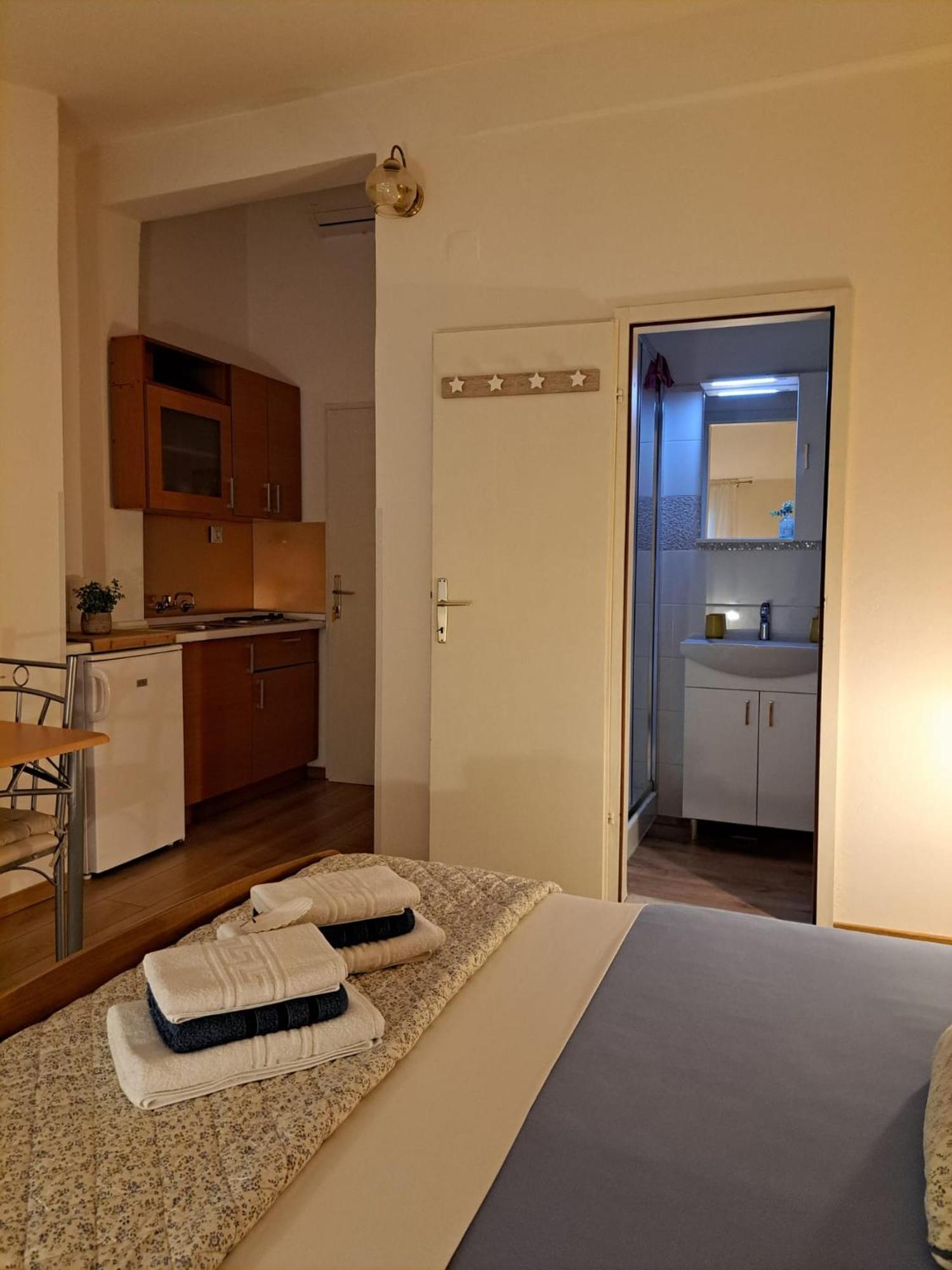 Apartments Marija Makarska Exterior photo